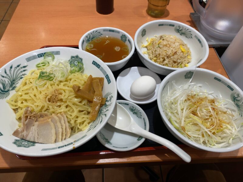 ダイエット!好きなだけ食べながら16時間断食とスクワットで1ヶ月どれくらい痩せるか?