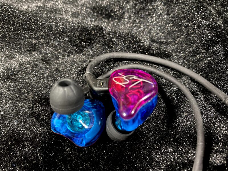 評判の中華イヤホンKZ ZSN Proを音楽機材制作家がチェック