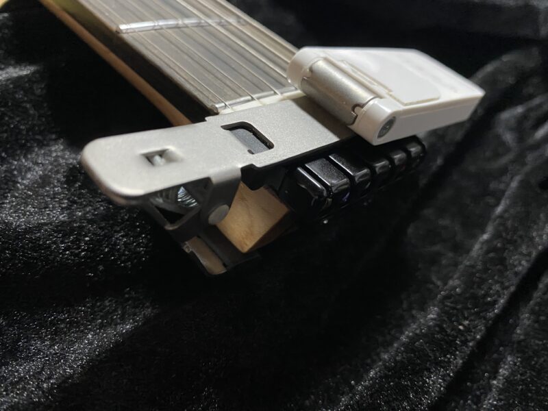 Daddario Micro Clip Free Tuner超コンパクトチューナーの使い心地は?ヘッドレスギターに使えるか?