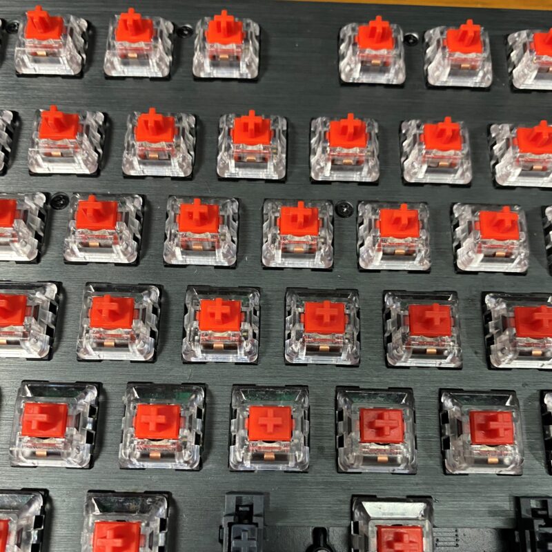 キーボードをキレイに掃除する方法と便利な道具