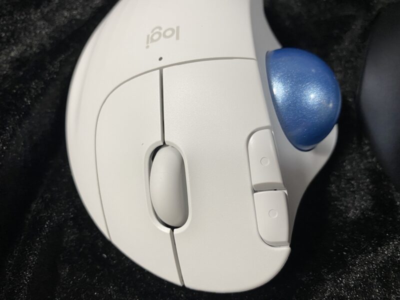最強!?トラックボールERGO M575実機レビュー。M570との違いは?