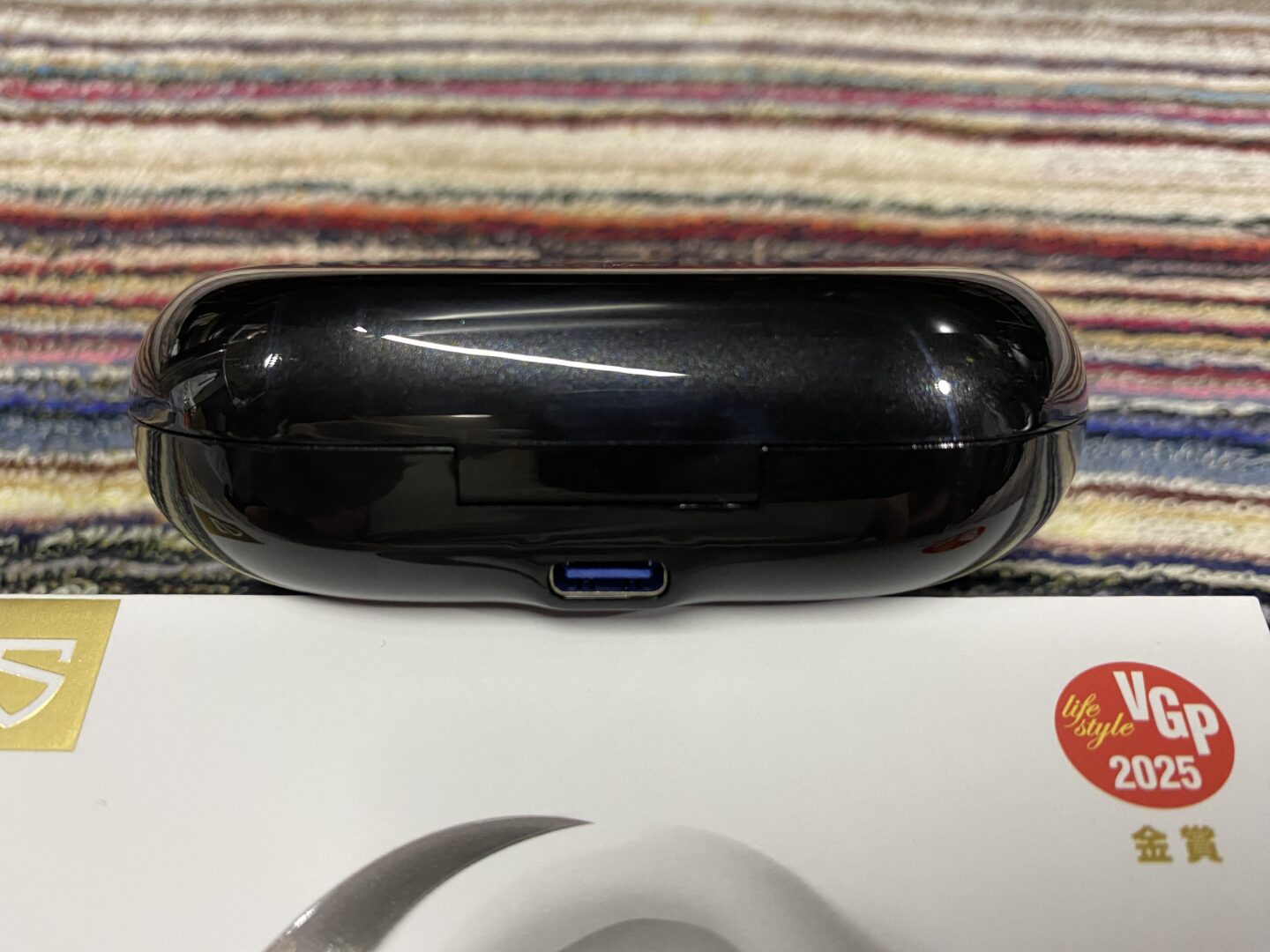 耳をふさがないオープンイヤー型イヤホン SOUNDPEATS Chasers を音楽機材製作家が実機レビュー[PR]