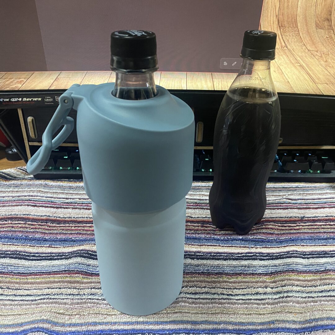 暑い夏に最強の相棒!ペットボトルのまま保冷できるステンレスペットボトルホルダーの保温能力を検証してみた。